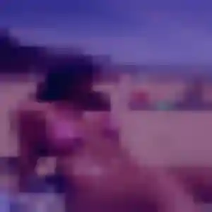 Wanjiku de Lauris, 24 ans - plan cul en toute liberté
