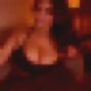 Faith, 25 ans, disponible à Laventie pour un plan cul