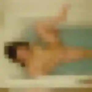 Gladys, 25 ans, en ligne à Le Born pour une rencontre coquine