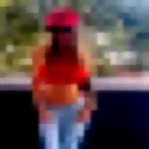 Sixtine de Le Castelet, 28 ans - plan cul discret
