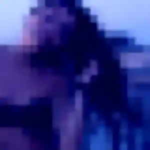 plan cul à Le Vigen : photo de Ursula, 35 ans - accès libre