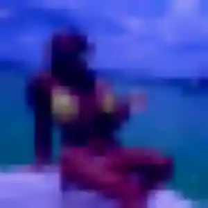 Jessica, 25 ans, connectée à Lentilly pour une rencontre coquine
