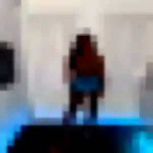 Photo de Roxane à Les Angles (43 ans) - plan cul discret