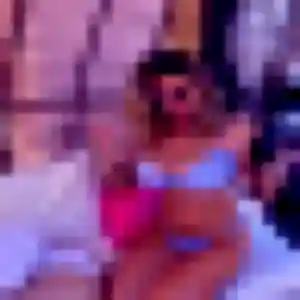 Photo de Tessa à Les Bordes (33 ans) - plan cul discret