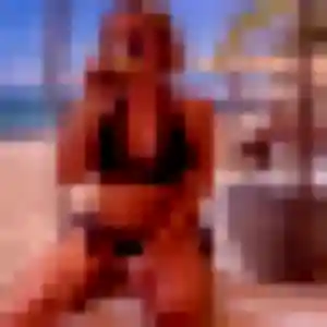 Akissi, 26 ans, connectée à Les Islettes pour une rencontre coquine