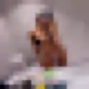 Malaika (29 ans) à Levallois-Perret attend une rencontre rapidement