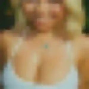 Sexy Delphine, 36 ans à Lévignen - découvrir son profil