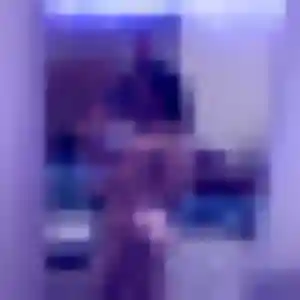 Khady, 43 ans, en ligne à Leyrieu pour une rencontre coquine
