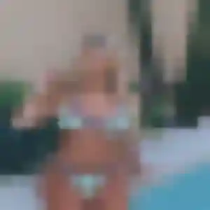 Akua, 26 ans, disponible à Livinhac-le-Haut pour une rencontre coquine