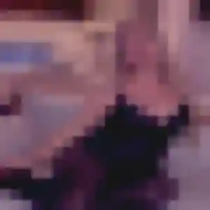 Rébecca, fille de 25 ans cherche plan cul à Locmaria