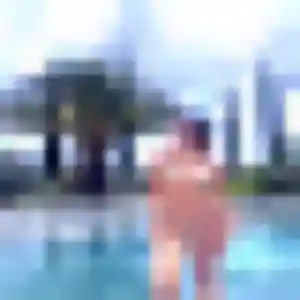 Nana, 22 ans, en ligne à Loctudy pour une rencontre coquine