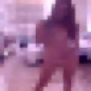 Sexy Monique, 33 ans à Locunolé - voir sa photo
