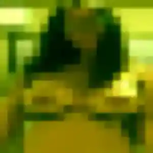 Gladys, 39 ans, en ligne à Longues-sur-Mer pour une rencontre coquine