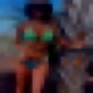 Contacte Ketty, 40 ans à Longueville gratuitement