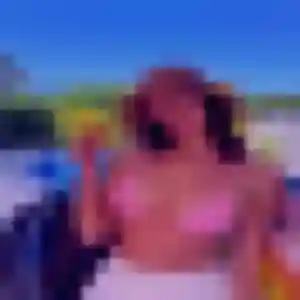 Noémie, 27 ans, cherche un plan cul à Loyettes
