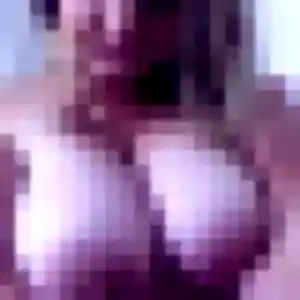 Photo de Élise à Luitré-Dompierre (36 ans) - plan cul discret