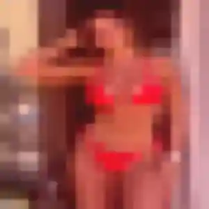 Photo exclusive de Adeline, 37 ans à Luxeuil-les-Bains - rencontre sans lendemain