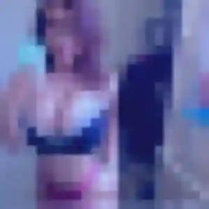 Malika, femme de 26 ans cherche plan cul à Malguénac