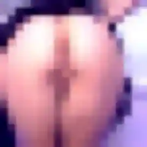 Photo sexy de Adjoavi, 23 ans à Manziat - plan discret