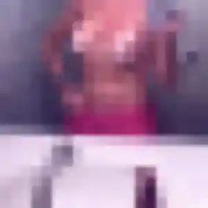 Yemisi, 44 ans, dispo pour plan cul à Margaux-Cantenac