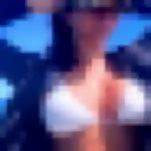 Tessa de Marlhes, 28 ans - plan cul discret