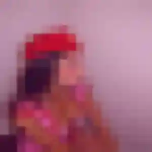 Naomie, 33 ans, disponible à Marolles pour un plan cul