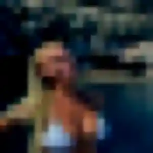 Photo de Solange à Mellac (29 ans) - plan cul discret