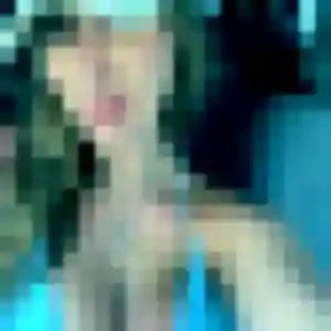 Sexy Sira, 25 ans à Messimy-sur-Saône - voir sa photo