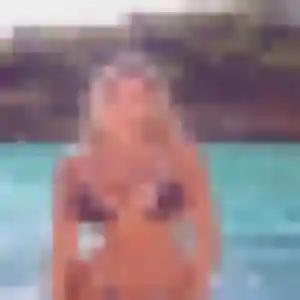 Djénéba, femme de 26 ans cherche plan cul à Missiriac