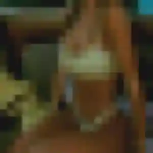 Photo exclusive de Gnilane, 24 ans à Mogneneins - rencontre coquine