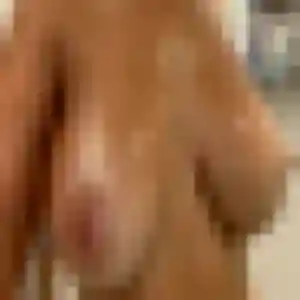 Ablavi, 41 ans, connectée à Monchaux-Soreng pour une rencontre coquine