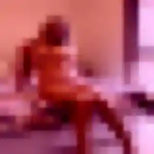 Naïma, 27 ans, en ligne à Mons-en-Barœul pour une rencontre coquine