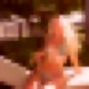Céline, 31 ans, en ligne à Montaulin pour une rencontre coquine