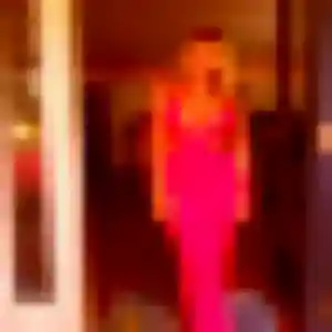 Suzanne, 25 ans, connectée à Montreuil-sous-Pérouse pour une rencontre coquine