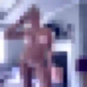 Naëlle, 35 ans, disponible à Monts pour une rencontre coquine