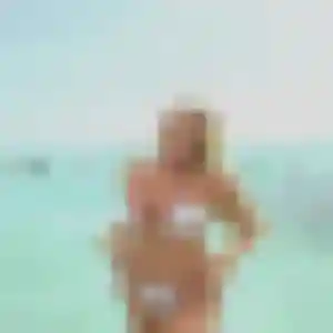 Rejoins Malika, 30 ans à Morgny gratuitement