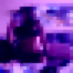 Contacte Émeline, 38 ans à Mortain-Bocage en privé