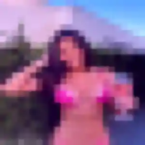 Mabinty, 27 ans, cherche un plan cul à Moulins-Engilbert