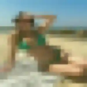 plan cul à Mouzillon : photo de Israëlle, 35 ans - sans engagement