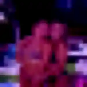 Xénia, 33 ans, connectée à Naucelles pour une rencontre coquine