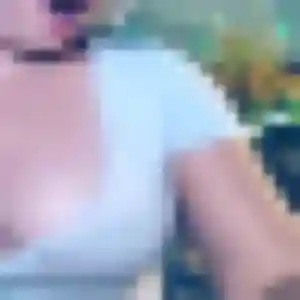 Djeneba, femme de 41 ans veut plan cul à Nervieux