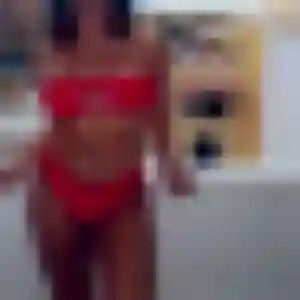 Jeanine, femme de 31 ans cherche plan cul à Neuvic-Entier