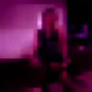 Éva, 34 ans, disponible à Neuville-sur-Escaut pour un plan cul