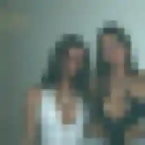 Salma, 29 ans, disponible à Néville pour un plan cul