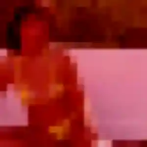 Afi, 30 ans, connectée à Nibelle pour une rencontre coquine
