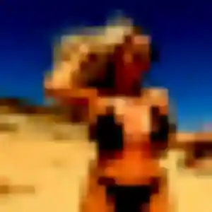 Yolène, 25 ans, connectée à Orival pour une rencontre coquine