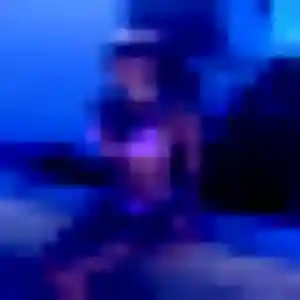 Photo de Sylvie à Petit-Bourg (34 ans) - plan cul sans inscription