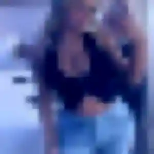Ifeoma, femme de 31 ans propose plan cul à Pipriac