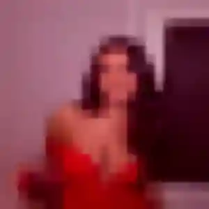 Rencontre Madeleine, 25 ans à Plémy en privé