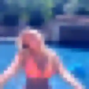 Zaïna de Plescop, 24 ans - plan cul discret